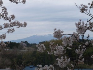 はぁ~あ会津磐梯山は~♪