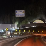 トンネル