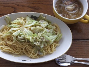 キャベツしか見えんが・・・